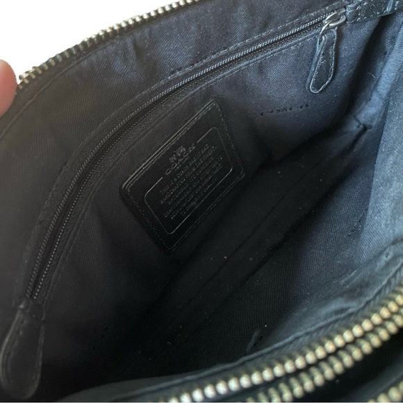 Rare Coach Holo Oil Slick Crossbody - Picture 9 of 12